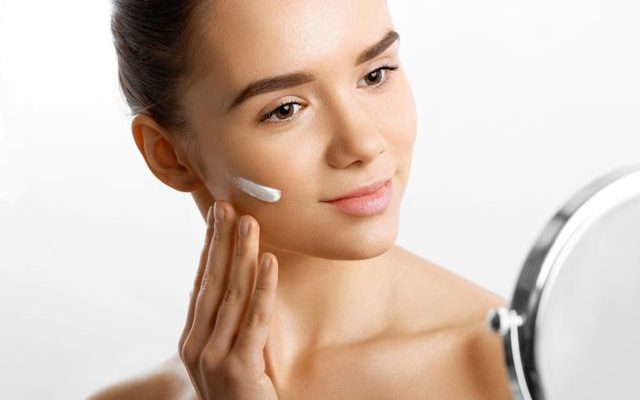 Правильное увлажнение и питание сухой кожи - самый полный гайд